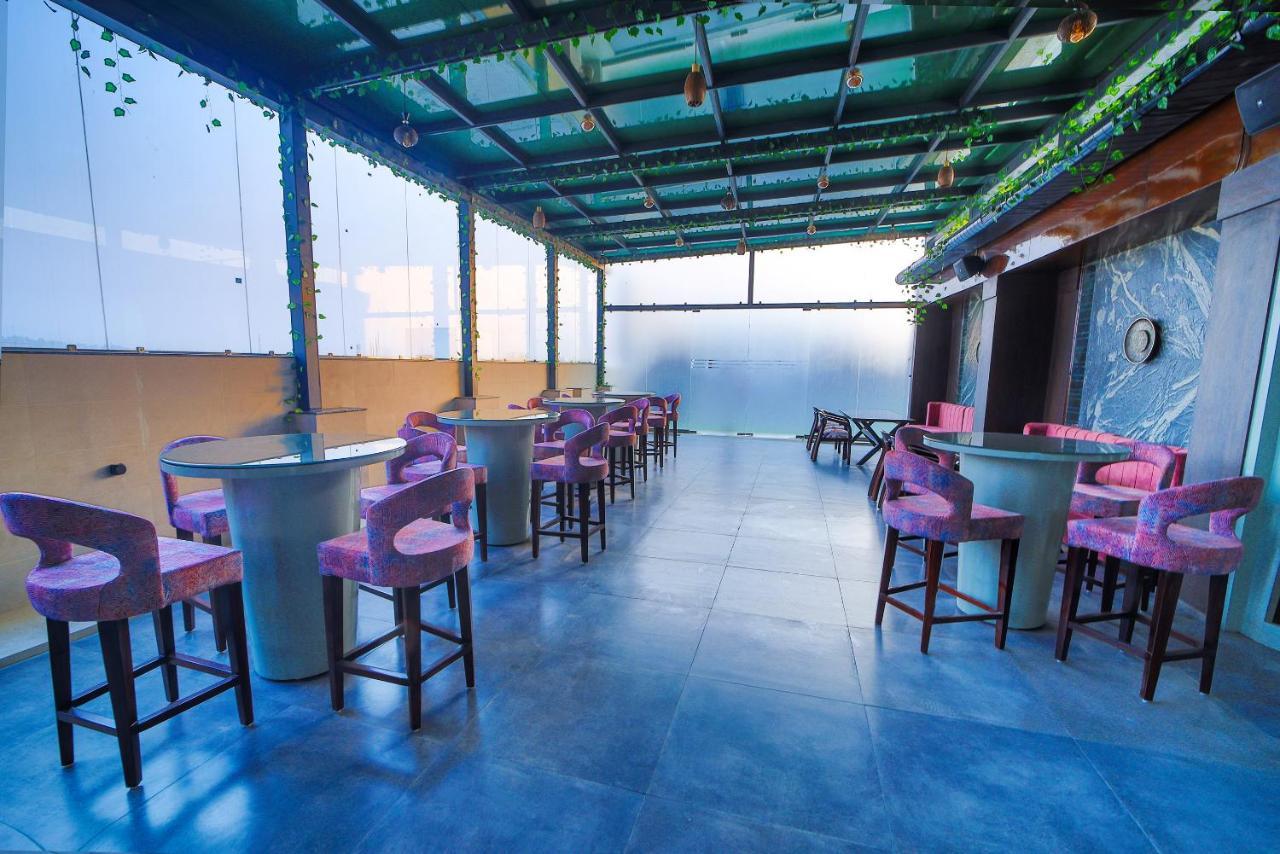 Hotel Holy Vivasa Rishīkesh Extérieur photo