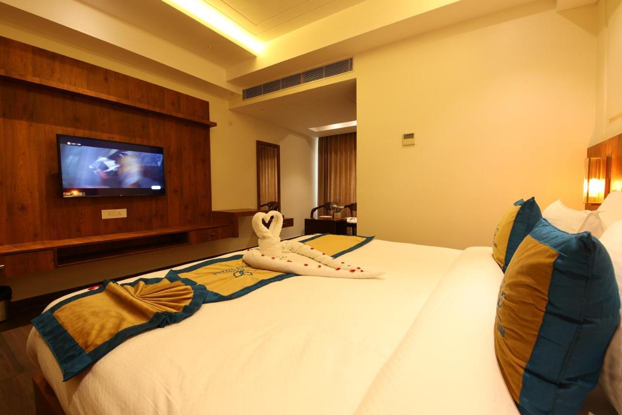 Hotel Holy Vivasa Rishīkesh Extérieur photo