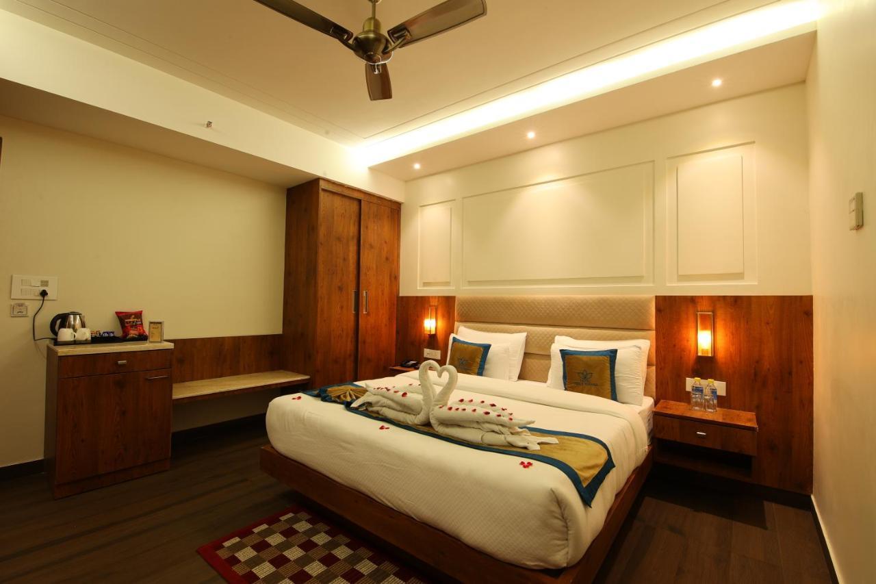 Hotel Holy Vivasa Rishīkesh Extérieur photo